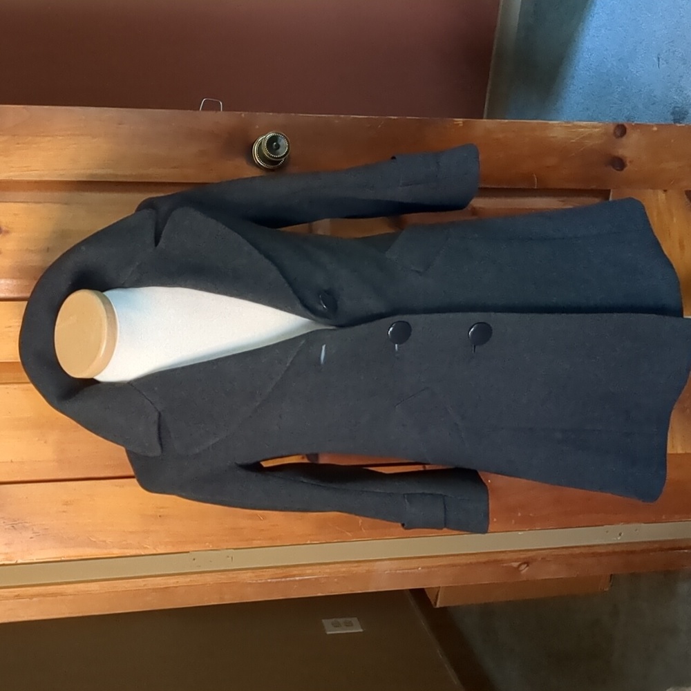 SANDRA AUGELAZZI* 100% wool 3/4 length satin lined 3 button front winter coat